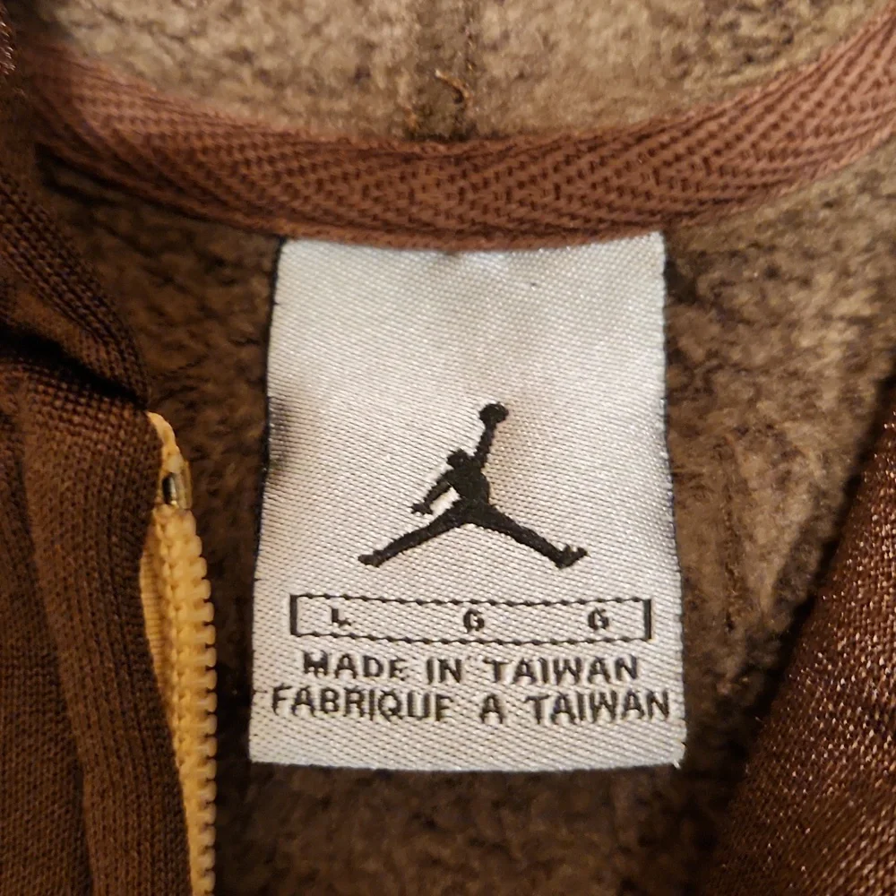 Air Jordan Embroidered Jumpman Logo Full Zip Sweater Vintage Y2K Brown And Gold - Picture 11 of 15